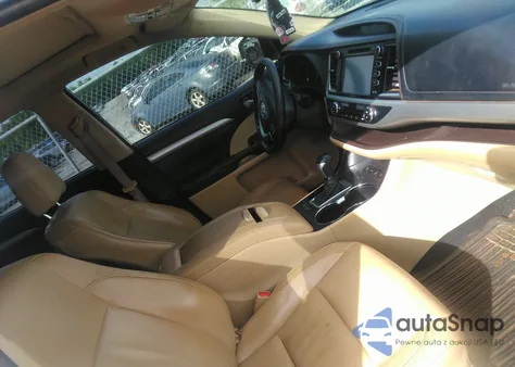 2015 Toyota Highlander Xle V6 z USA, uszkodzony, nr VIN 5TDJKRFH9FS139792